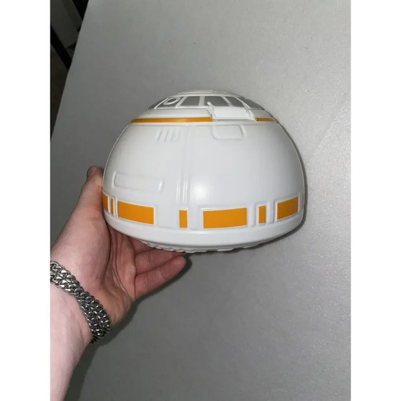 Star Wars BB 8 The Last Jedi Collectible Popcorn Bucket Golden Link 85 oz RARE - Picture 3 of 8